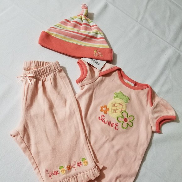Gymboree Vintage Tropical 3-6 Month Bodysuit, Hat. 0-3 Month Pants NWT Outfit - Picture 5 of 7
